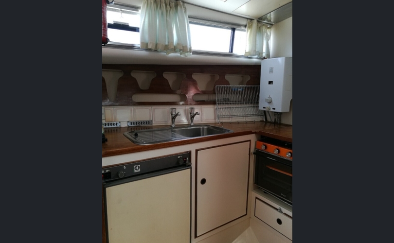 Broom 35 Sedan-kuva-7